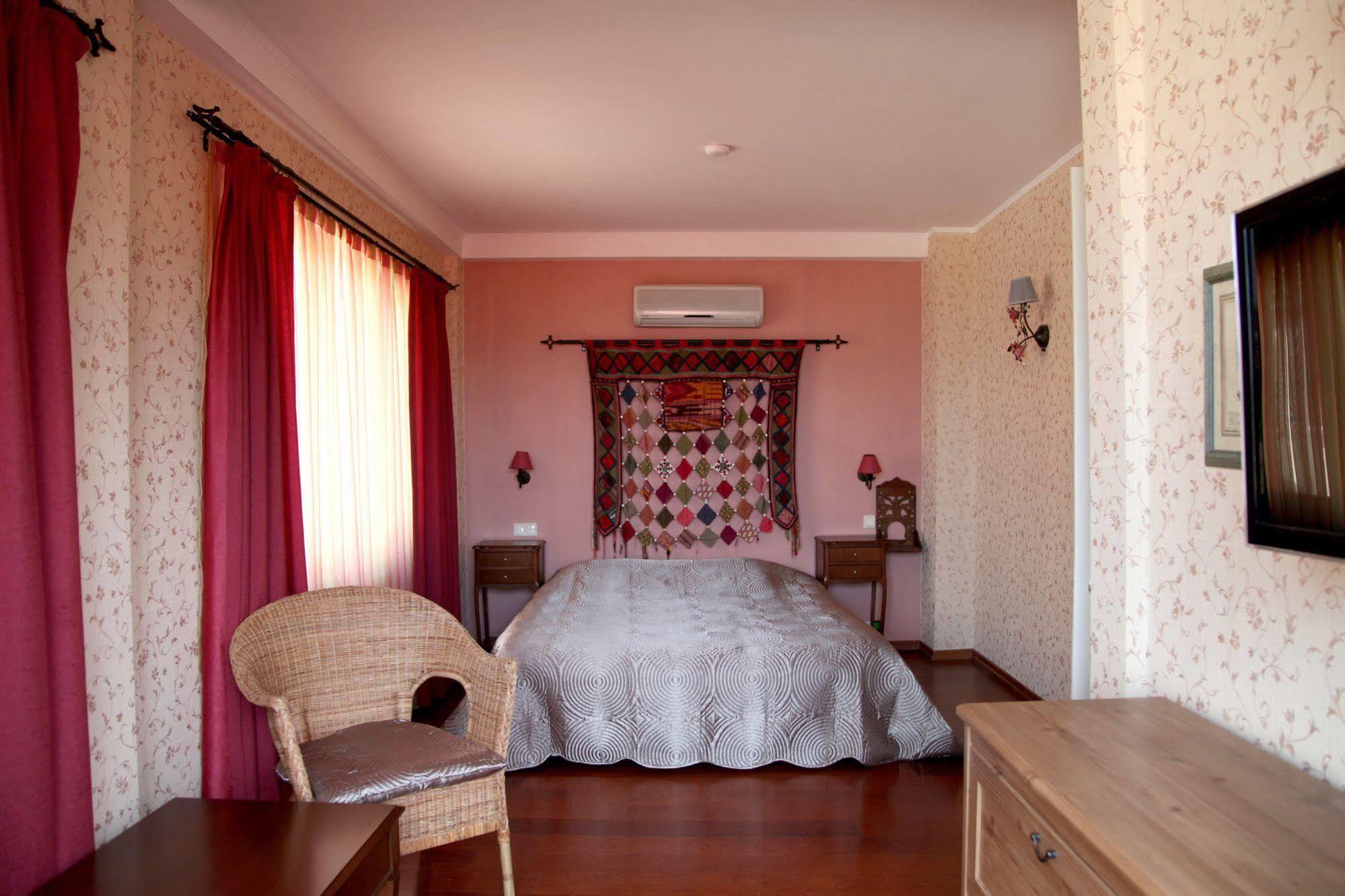 L'Isola Guesthouse (Adults Only) Heybeliada Exterior photo